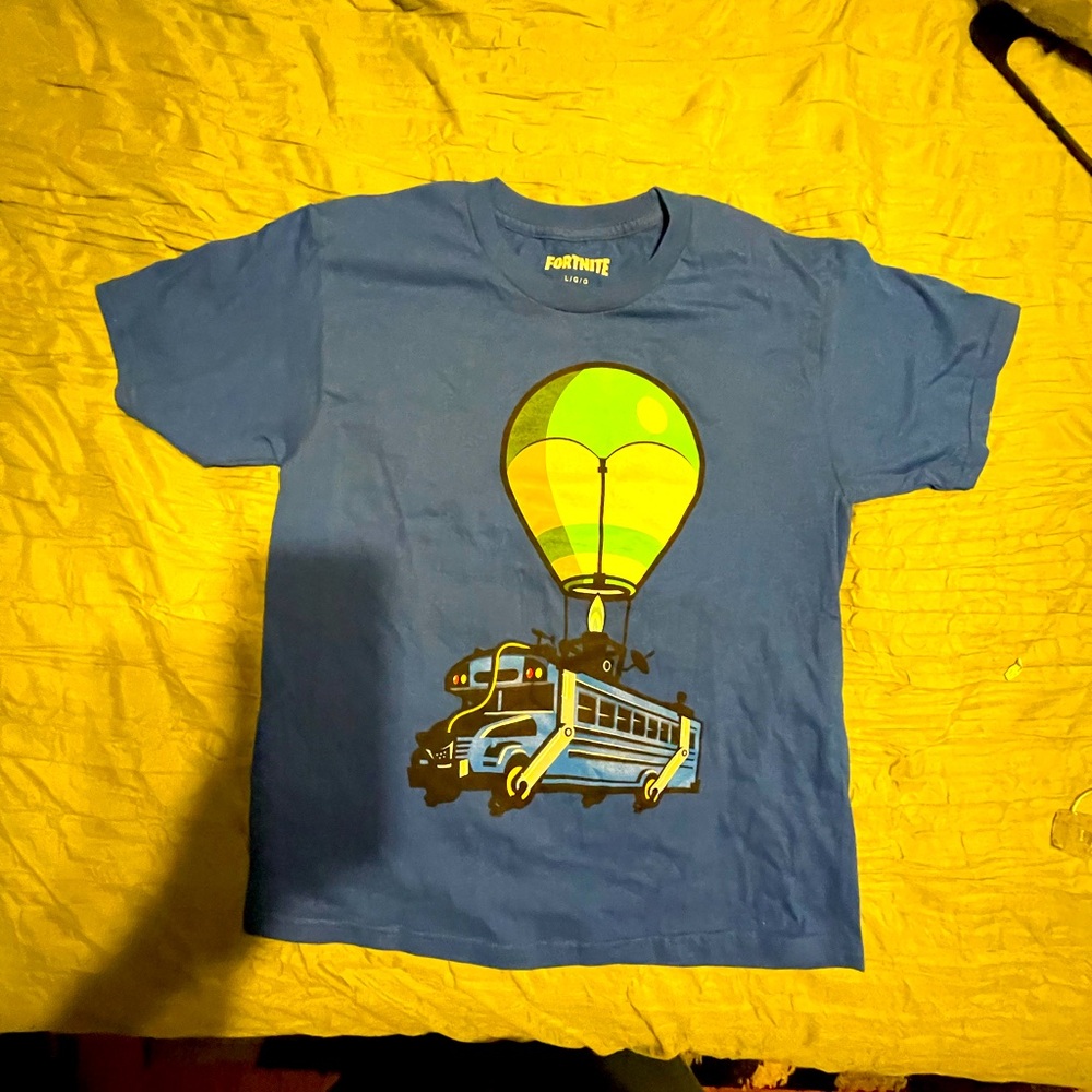 Fortnite Big Boys Short Sleeve Tee, Size L Color Blue NWOT